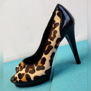 VANELI Leopard Print Calf Hair Peep Toe Ultra High Heels Size 8.5